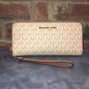 Michael Kors Logo Wristlet